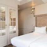 Saint-louis - Jardin Du Luxembourg Hotel