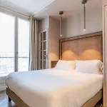 Saint-louis - Jardin Du Luxembourg Hotel 3*