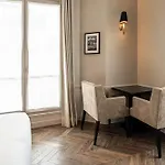 Saint-louis - Jardin Du Luxembourg Hotel