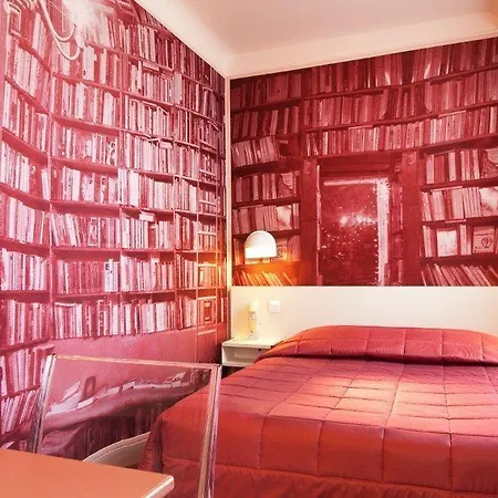 Saint-louis - Jardin Du Luxembourg Hotel