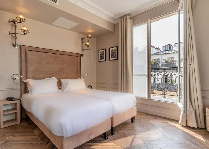 Saint-louis - Jardin Du Luxembourg 3*