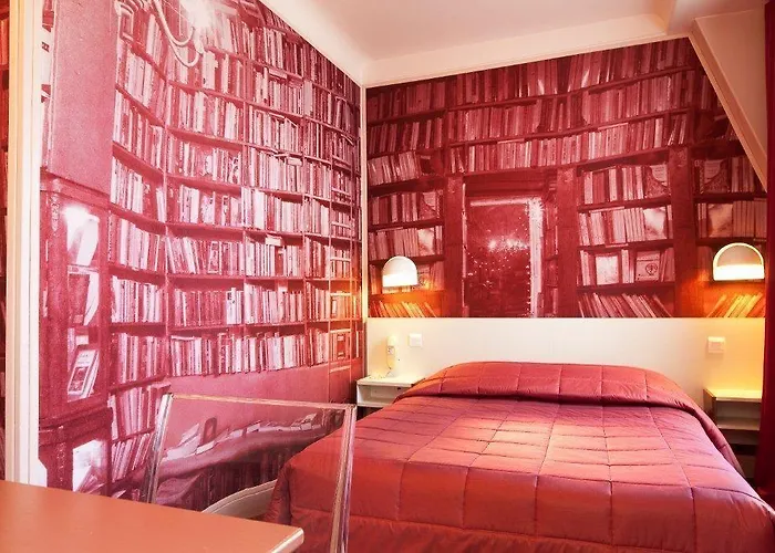 Saint-louis - Jardin Du Luxembourg Hotel
