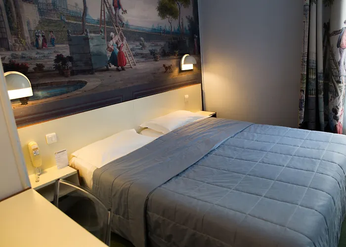 Hotel Saint-louis - Jardin Du Luxembourg 3*