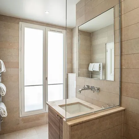Hotell Perreyve - Jardin Du Luxembourg